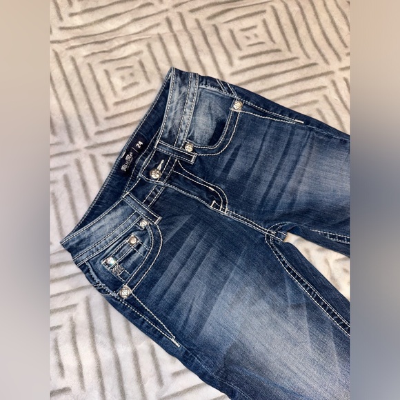 Miss Me Straight leg Jeans - Picture 2 of 8